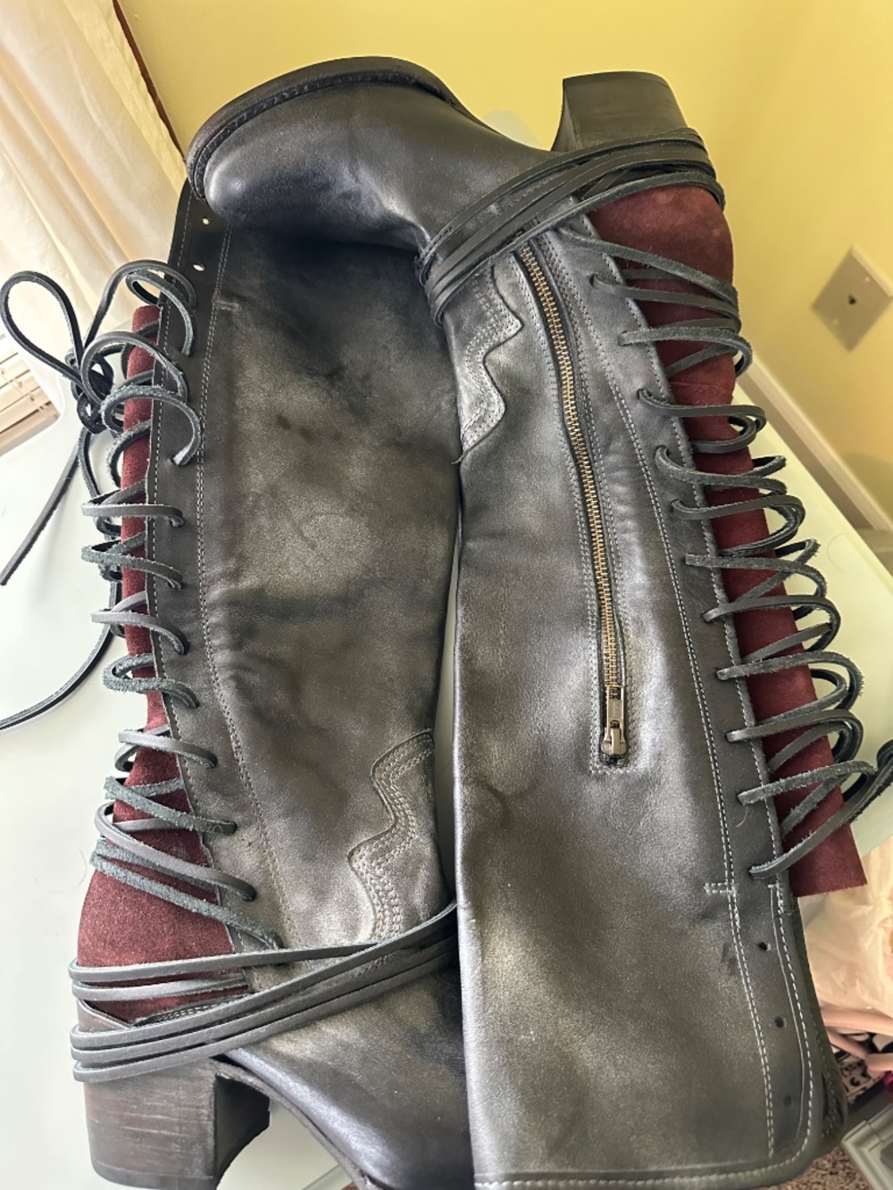 NEW - Freebird Coal Lace Up Knee boots, Size 8, Black - Picture 2 of 8